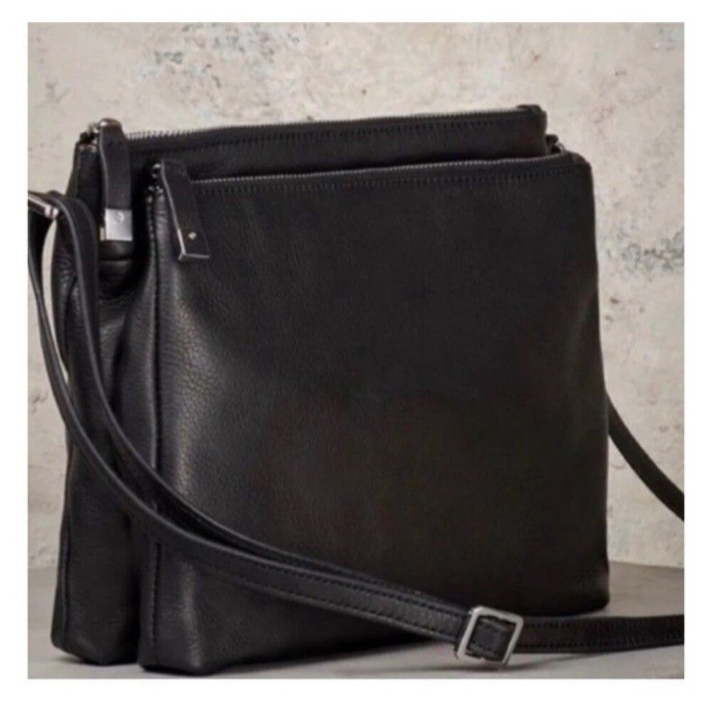 Margot New York “Jeanne” Black Leather Crossbody Double Zippered Pocket Purse